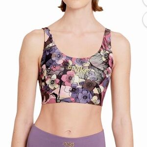 Women's Nike Dri-FIT Swoosh Femme Medium-Support Printed Sports Bra Medium